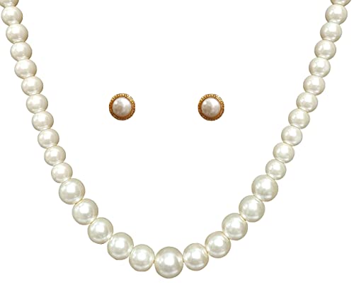 White Pearl Necklace
